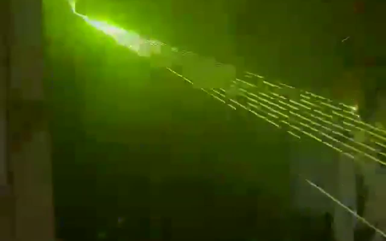 Laser — yellow beam bed